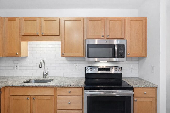 Photo - 211 E Ohio St Unit T01