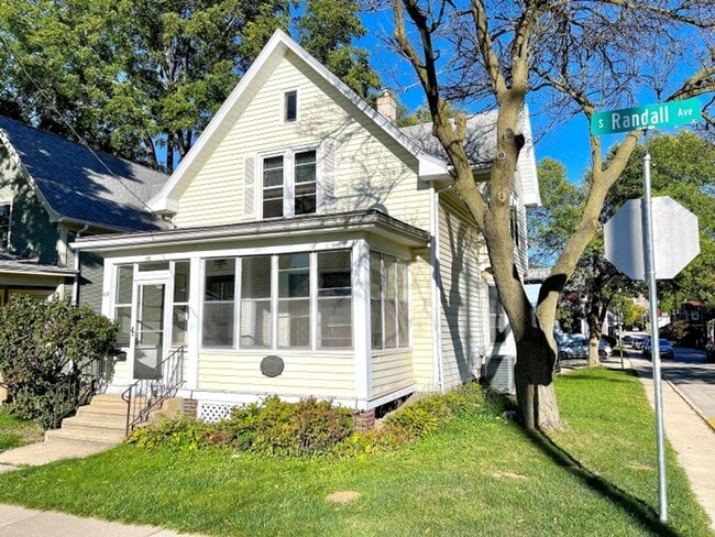 Building Photo - 115 S Randall Ave Unit 1 Rental