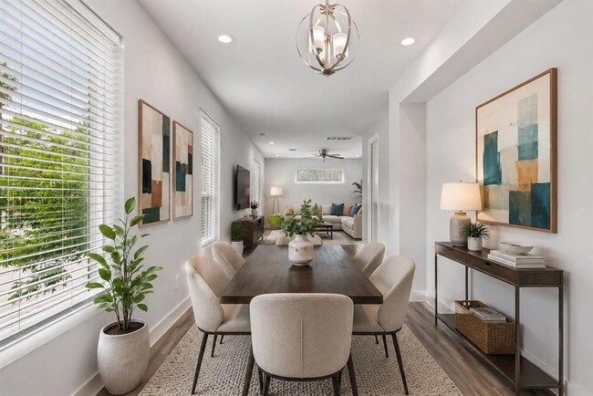 6109 Cherrylawn Cir
