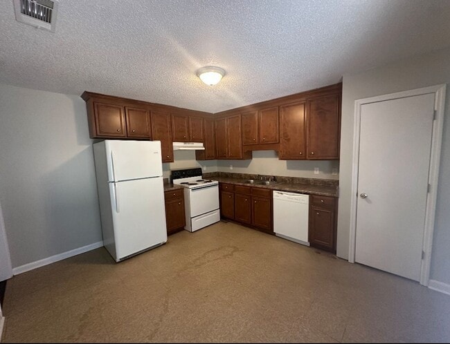 Photo - New Rental Available-Move In Ready