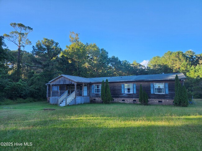 Photo - 118 April Ln