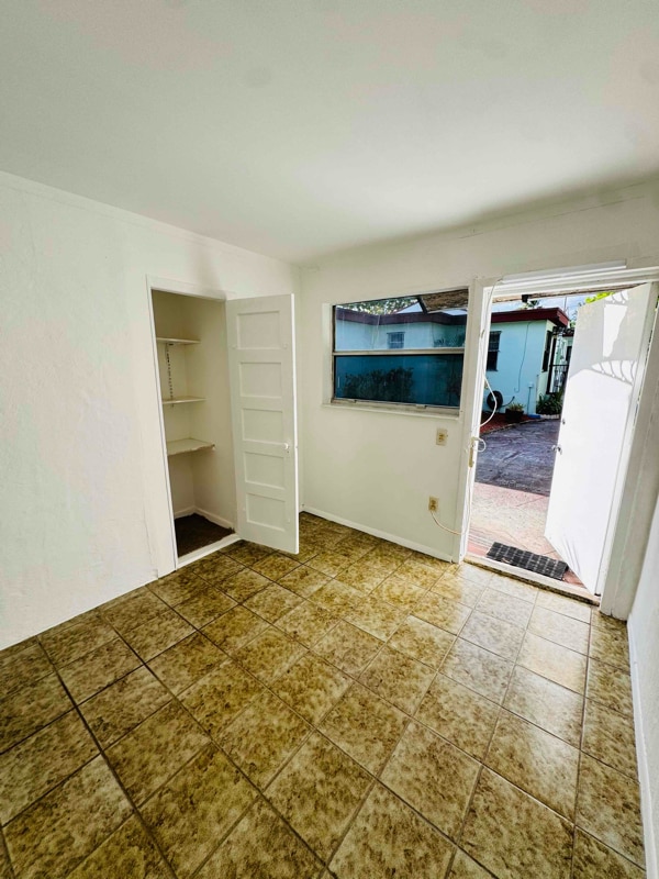 Photo - 1810 SW 24th Ter Unit 3