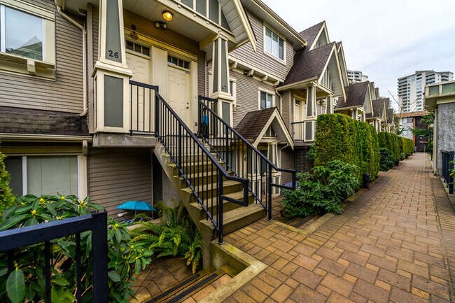 Photo - 4288 Sardis St