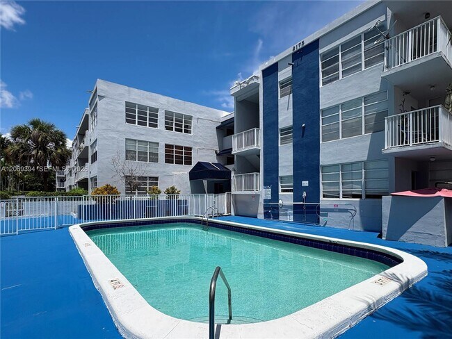 Photo - 2175 NE 170th St Unit 104