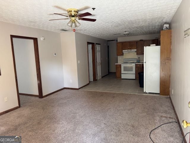 Photo - 971 Hewlett St SW