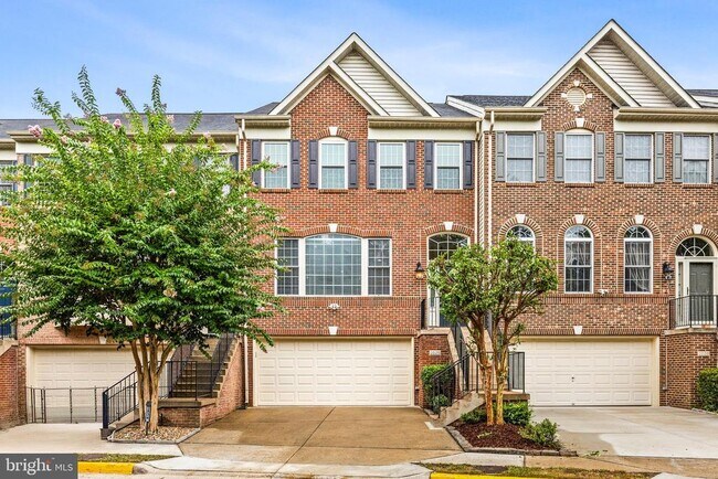Building Photo - 3836 Elmwood Towne Way Rental