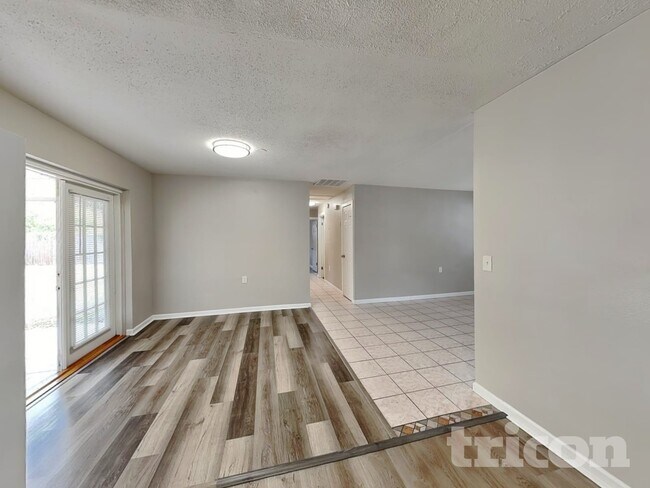 Photo - 2932 E 148th Ave