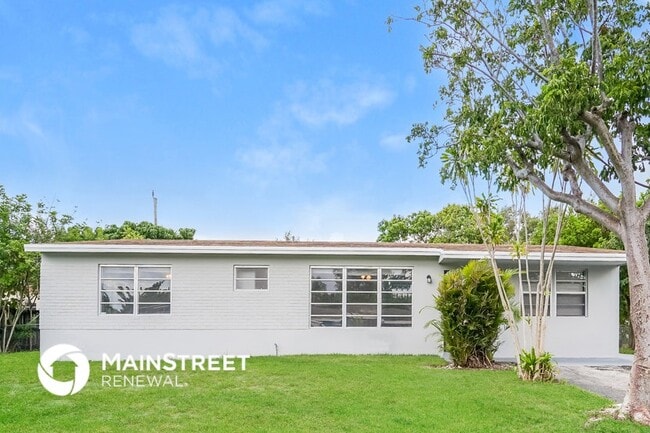 Building Photo - 2664 SW 6th Ct Rental