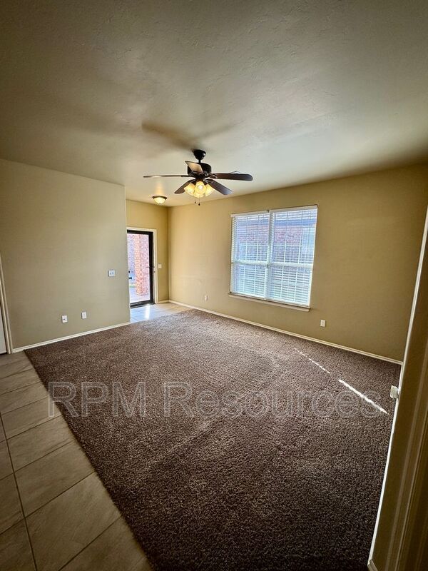 Photo - 147 Bison Ct Way