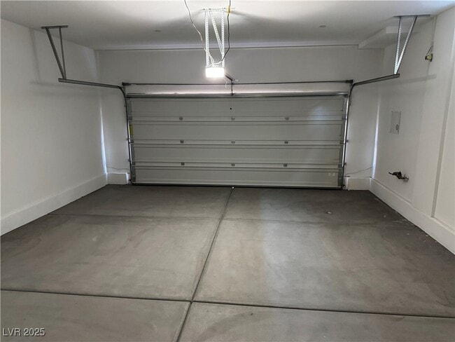 Building Photo - 197 Wewatta Ave