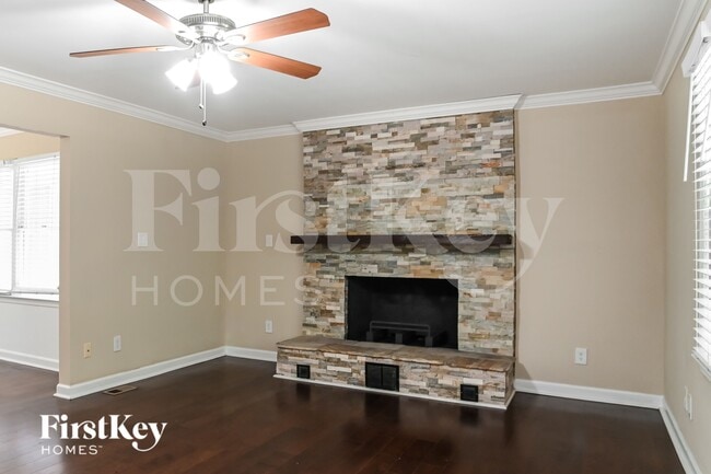 Photo - 3601 Chilham Pl