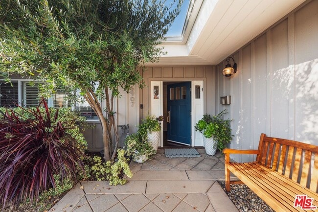 Photo - 16907 Dulce Ynez Ln