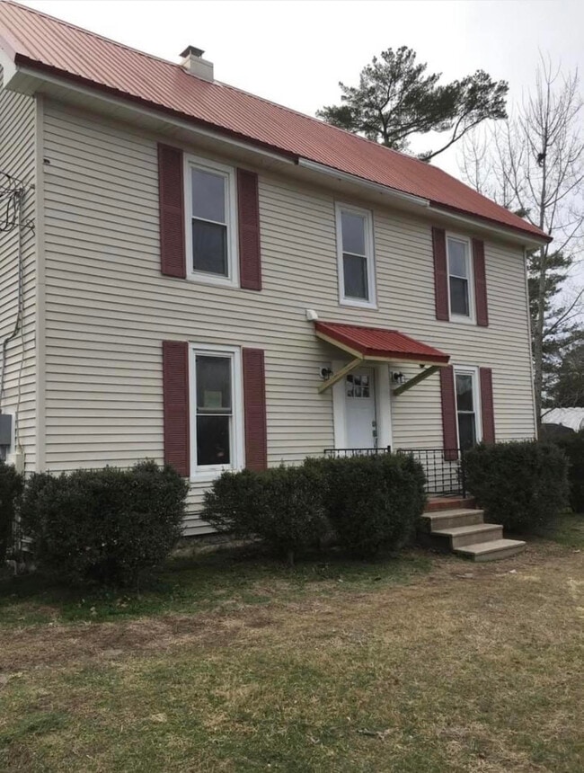 Building Photo - 1406 Mount Hermon Rd Unit Apartment A