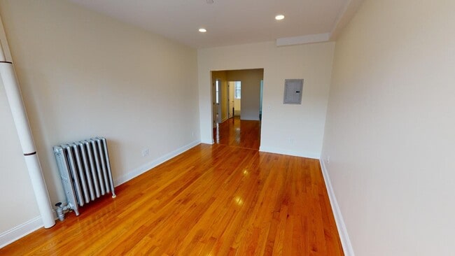 Photo - 123 Sutherland Rd Unidad H
