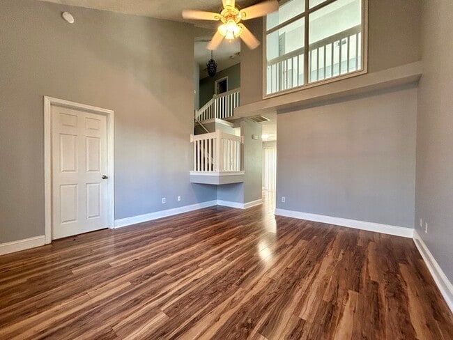 Photo - 7686 Petrea Ln