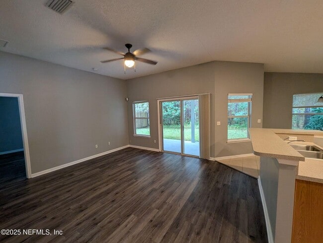 Photo - 712 N Edenbridge Way