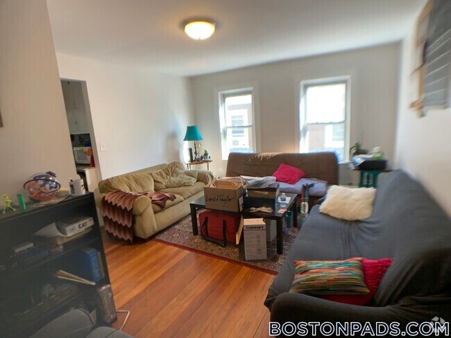 Building Photo - 197 College Ave Rental