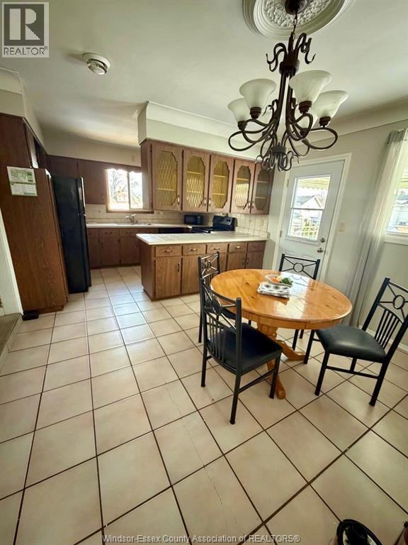 Photo - 745 Cataraqui St