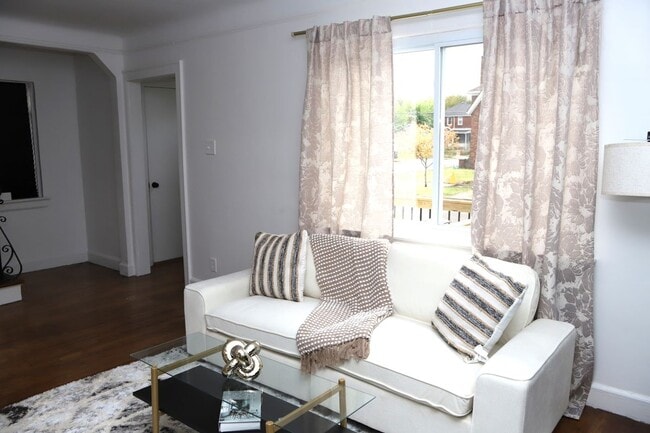 Photo - 18410 Santa Rosa Dr