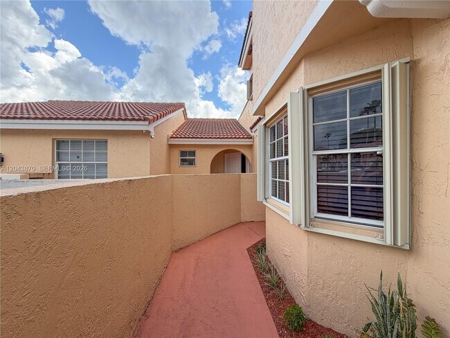 11415 Lakeview Dr