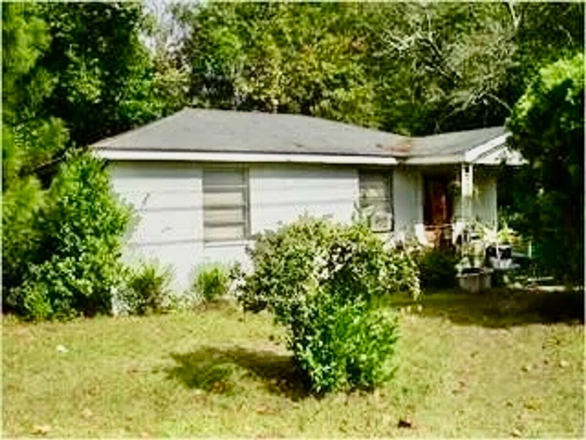 Photo - 727 Lippitt Dr