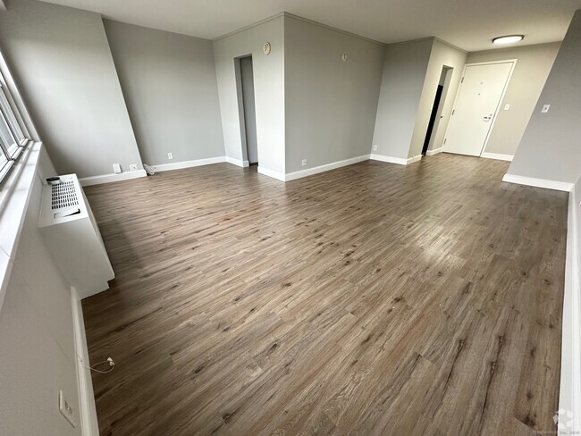 Building Photo - 2625 Park Ave Unit 11A Rental