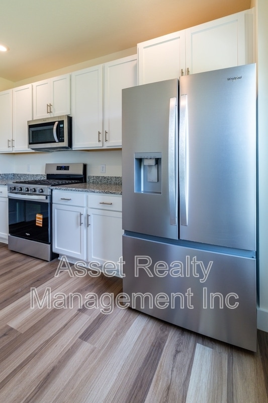 Photo - 5163 Runnerstone Rd