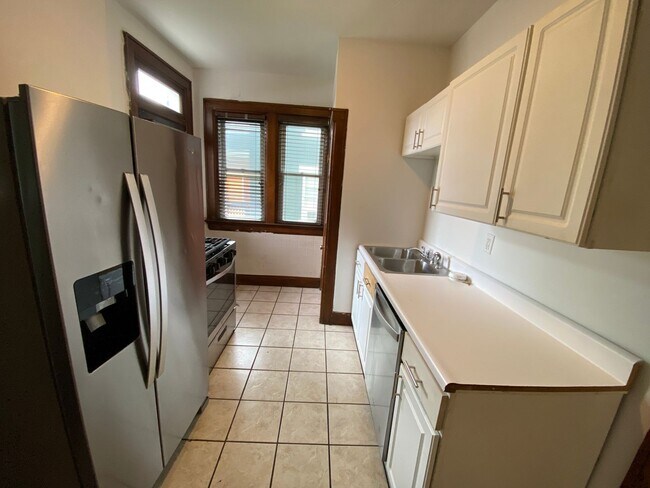 Photo - 235 E 16th Ave Unit 235