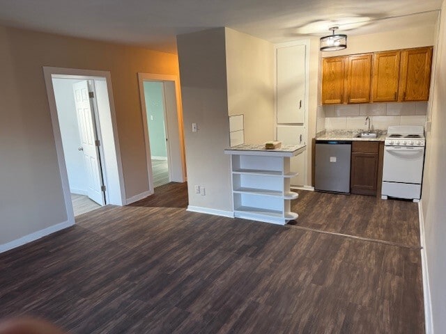 Building Photo - 305 Boulevard Unit 2nd Floor