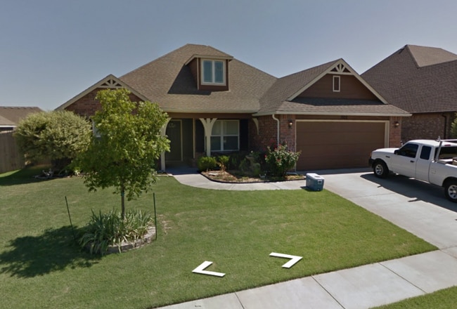 Photo - 1928 E 133rd Ct S