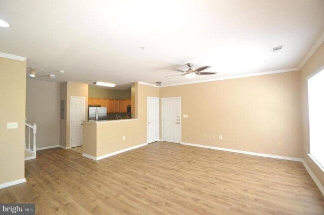 Photo - 5117 Travis Edward Way Unidad 5117H