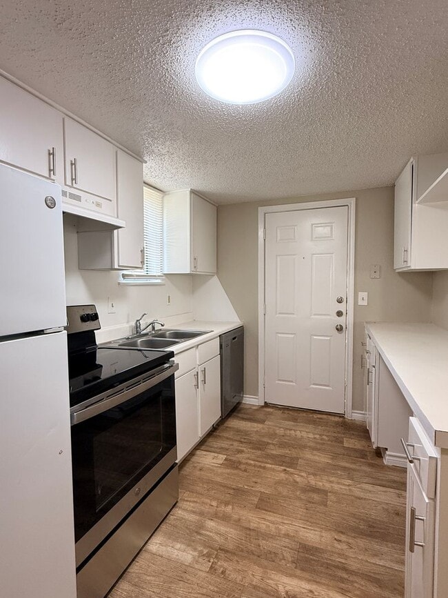 Photo - 3 Bedroom 2 Bath 2 Story Updated