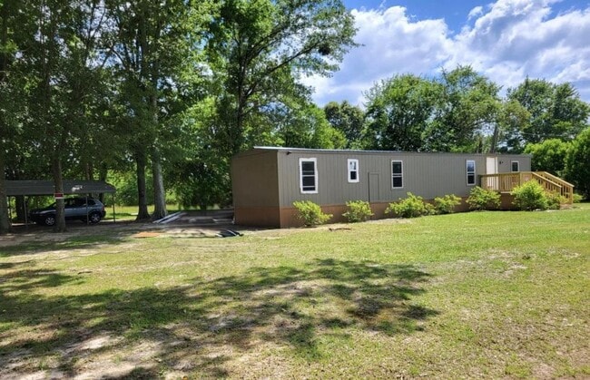 Photo - 1739 Clover St