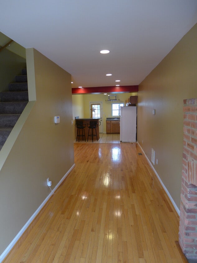 Photo - 121 S Conkling St (Baltimore, MD)