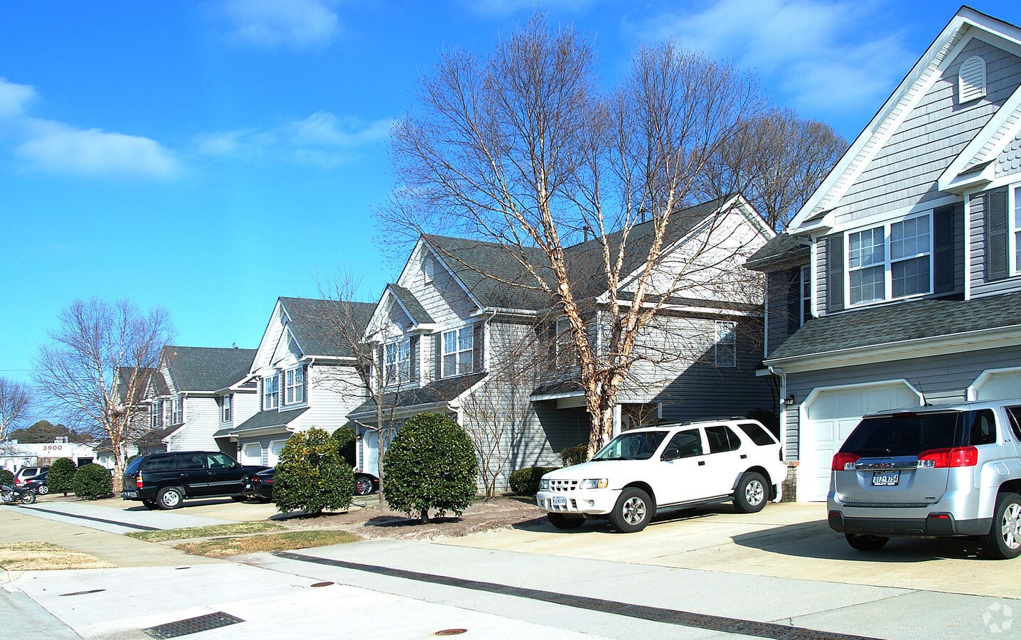 Thalia Commons - The Commons At Town Center Apartments