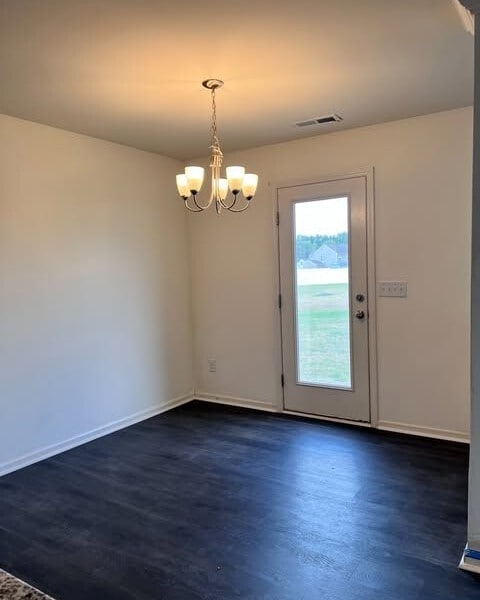 Photo - 330 Amberly Cir