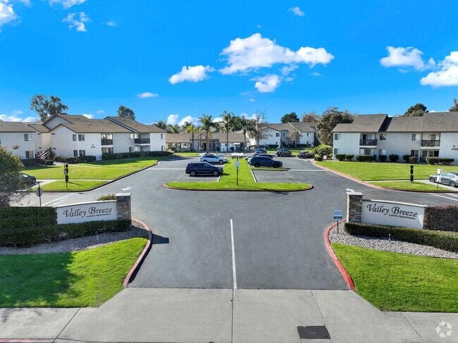 Building Photo - Valley Breeze Apartments