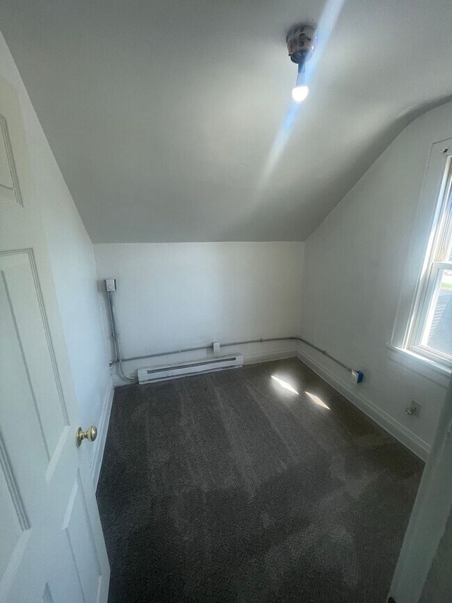 Photo - 4343 N 13th St Unidad 4343B (Third Floor)