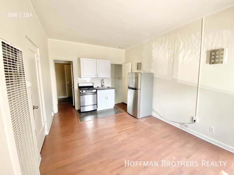 Photo - 654 S Dunsmuir Ave Unit 110