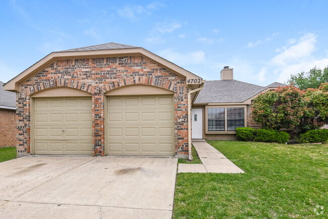 Building Photo - 4702 Waxwing Dr Rental