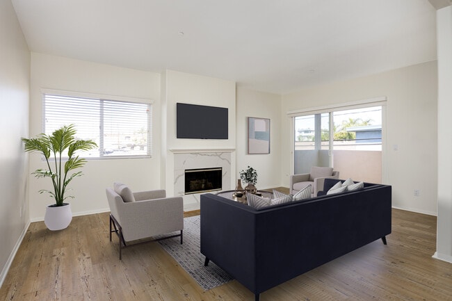 Photo - Vinton Court - H63