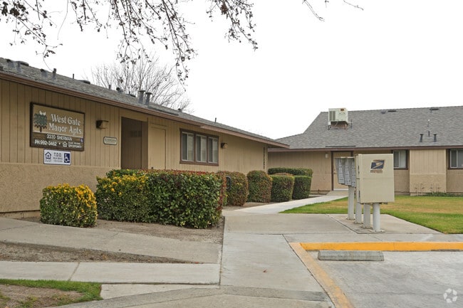 Photo - Westgate Manor Apartments