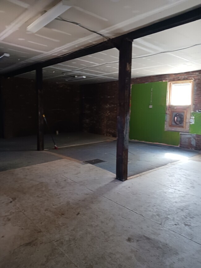Photo - 7 S Clinton St Unidad Warehouse