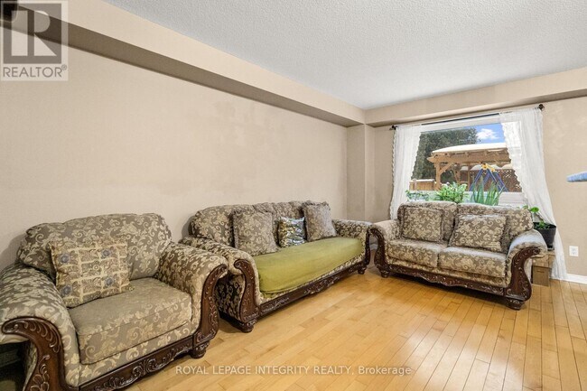 Photo - 1113 Marconi Ave