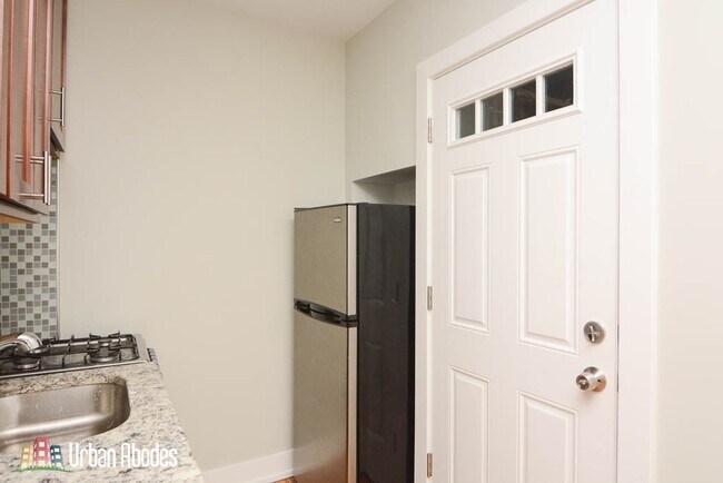 Photo - 2915 N Mildred Ave Unidad A01C