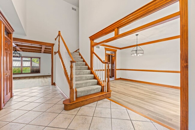 Photo - 552 Waters Edge Dr