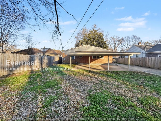 Photo - Limited Time Special Offer! / 3 Bed/2 Bath Home with Fenced Yard / Pet-Friendly
