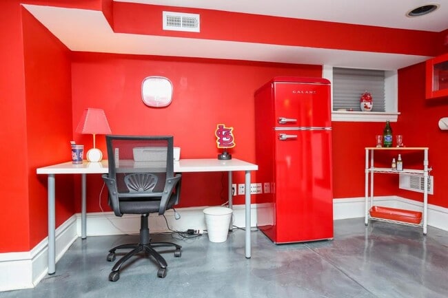 Photo - 4350 Gibson Ave