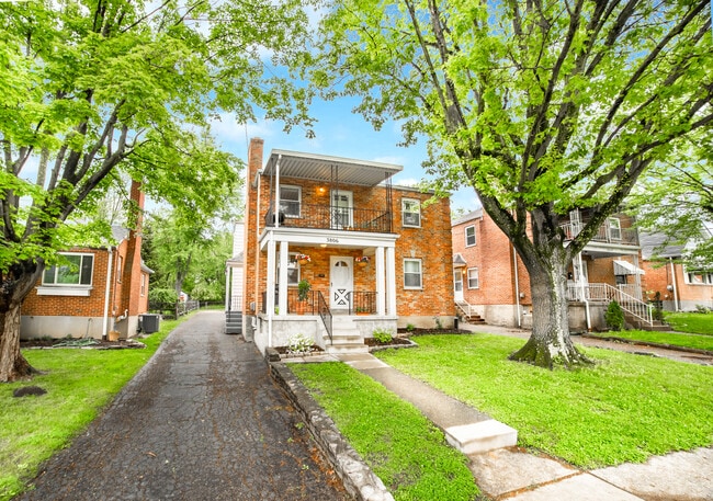 Building Photo - 3806 Gardner Ave Unit Apt #2