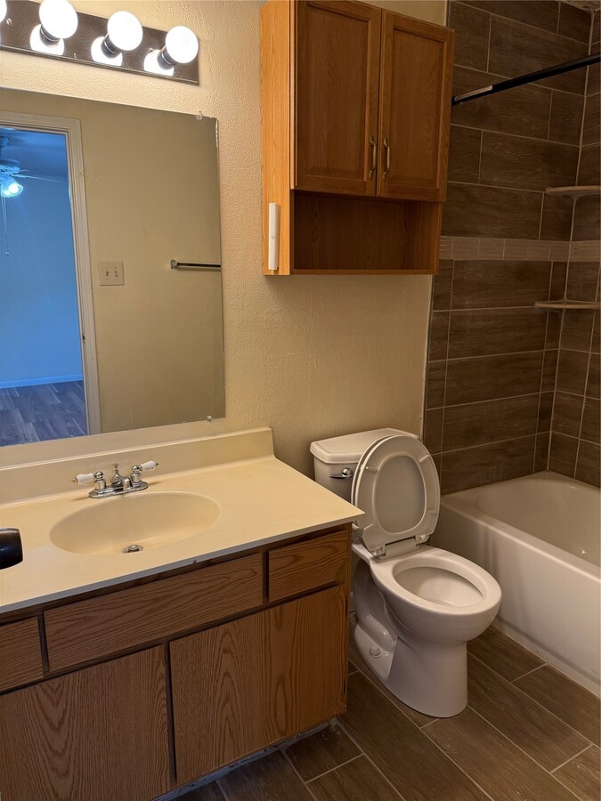 Photo - 6604 Tamar Dr